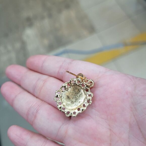 Brand New Green Stone With Pearl Rhinestone Earrings - Picture 4 of 5